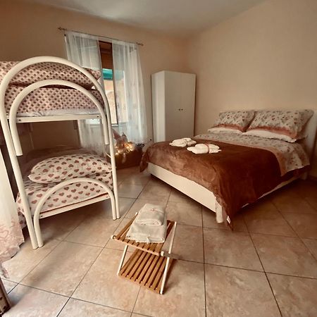 Blessingnarrowstreet95 Appartement Napels Buitenkant foto